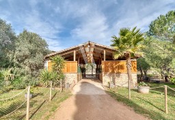 Lokal Roquebrune-Sur-Argens