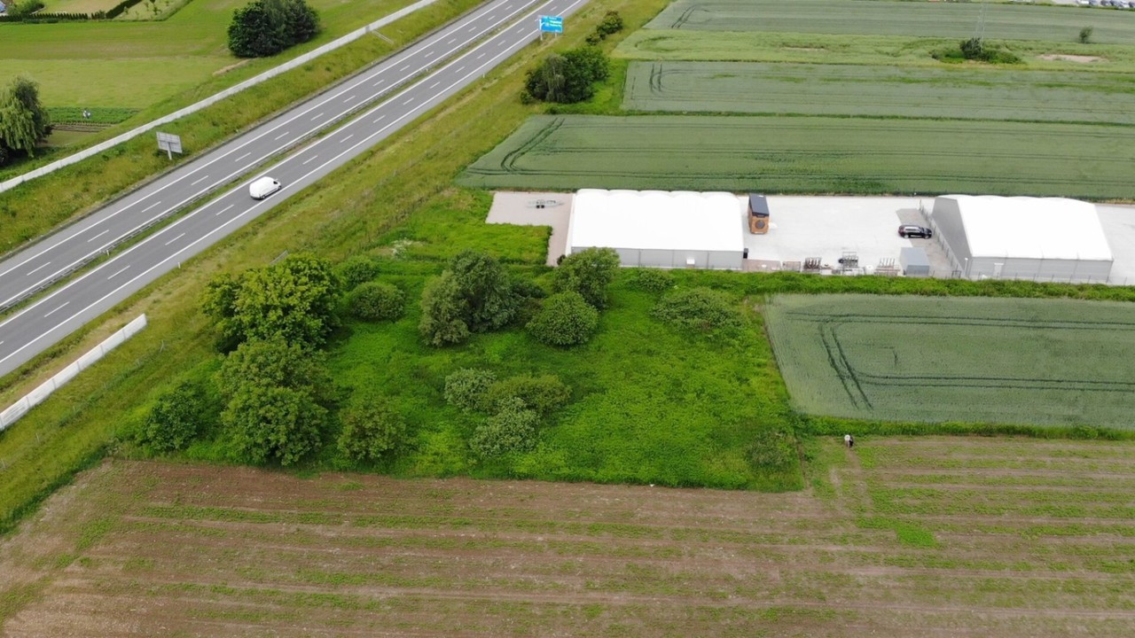 Działka usługowa | 749 m² | przy węźle A4 - Więcej