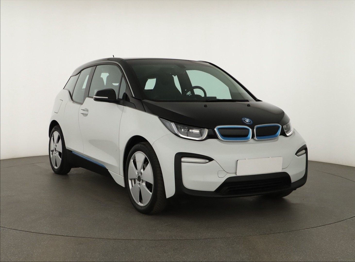 BMW i3 I , SoH 90%, Serwis ASO, Automat, Klimatronic, Tempomat,