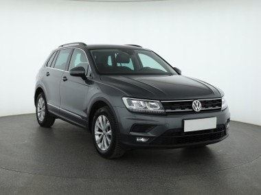 Volkswagen Tiguan , Salon Polska, Serwis ASO, DSG, Navi, Klimatronic, Tempomat,-1