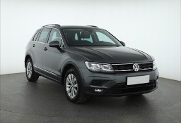 Volkswagen Tiguan , Salon Polska, Serwis ASO, DSG, Navi, Klimatronic, Tempomat,