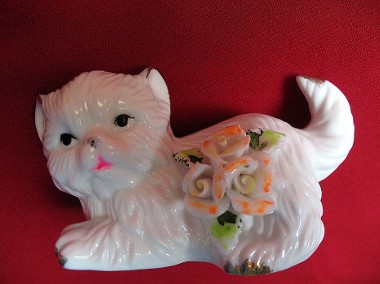 Kot - młody kotek perski - figurka - 5 x 9 x 5 cm Porcelana-1