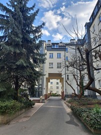 76,4 m2 na zamkniętym strzeżonym osiedlu w samym centrum Warszawy