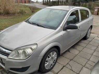 Opel Astra 2007 benzyna-1