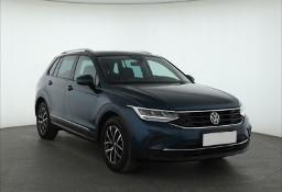 Volkswagen Tiguan , Salon Polska, DSG, Navi, Klimatronic, Tempomat, Parktronic,
