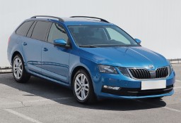 Skoda Octavia III , Salon Polska, Klima, Parktronic