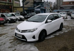 Toyota Auris II 1.4/ 90 KM/bardzo dobry stan techniczny