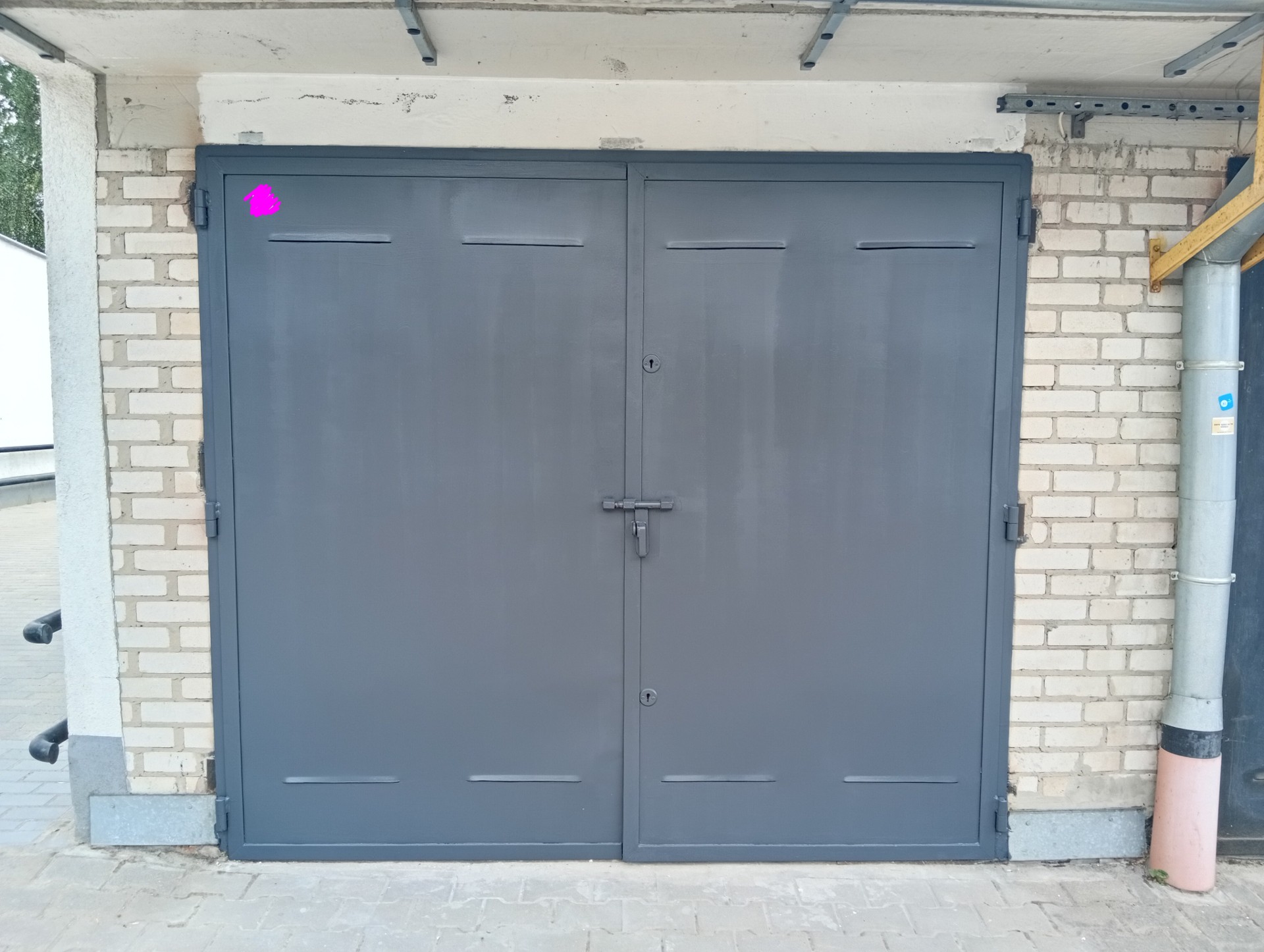 Garaż na sprzedaż – ok. 17 m² – Lublin, ul. Ułanów - Widok 2