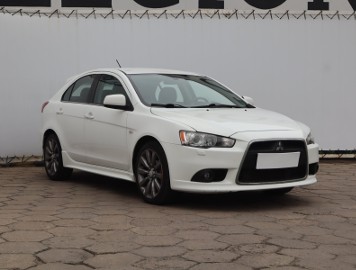 Mitsubishi Lancer VIII , Navi, Xenon, Klimatronic, Tempomat, Parktronic,