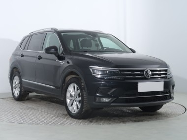 Volkswagen Tiguan , Salon Polska, 1. Właściciel, 200 KM, DSG, VAT 23%, Navi,-1