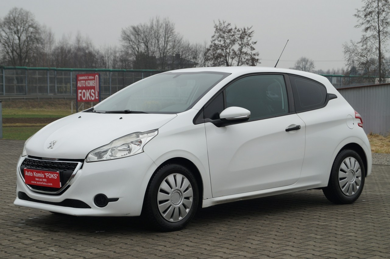 Peugeot 208 I 1,4 95 KM