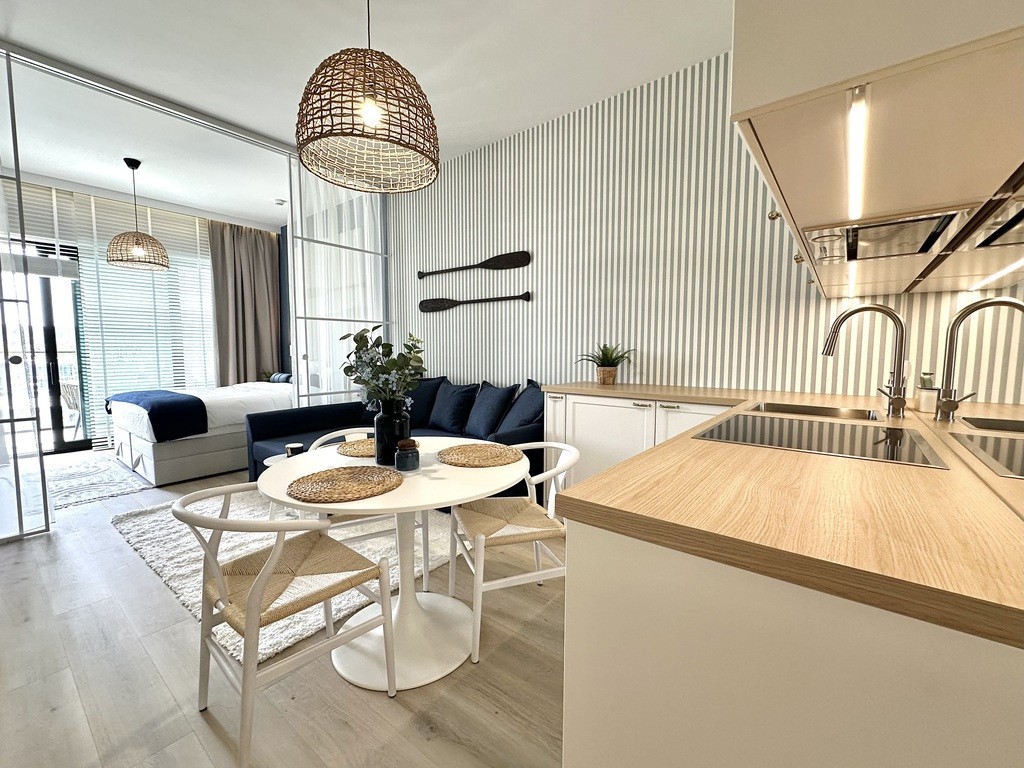Apartament przy samym molo | V piętro | Basen - Widok 3
