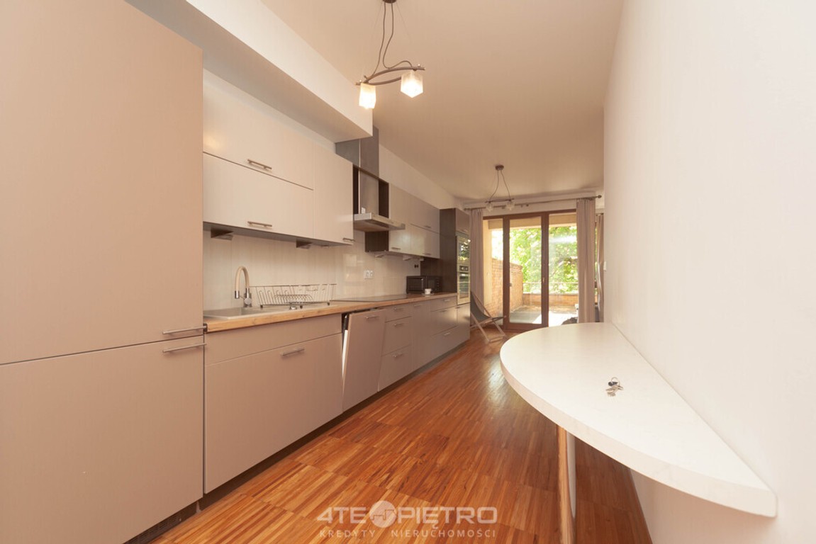 Centrum | 104m² | 3 sypialnie | Taras 45m² | Garaż - Więcej