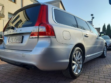 Volvo V70 III 2.0 Turbo Benzyna. 245 Koni. Super Stan. Bogate Wyposażenie.-1