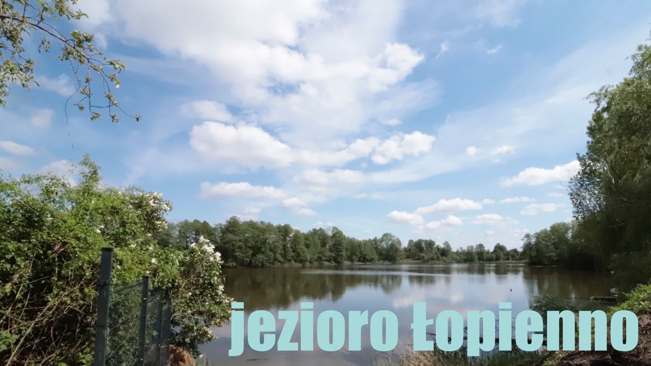 Działki budowlane na sprzedaż ok. jeziora Łopienno ulica w centrum miasteczka - Widok 3