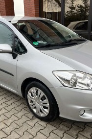 Toyota Auris I-2