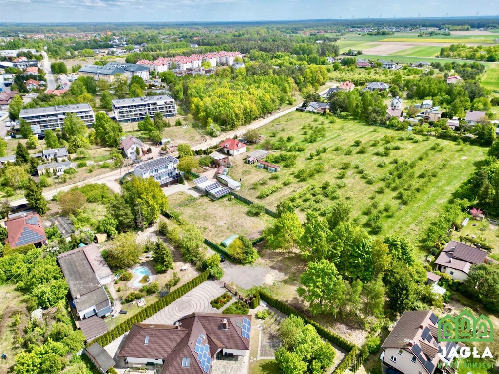 Piękna działka w topowej lokalizacji w Osielsku – další
