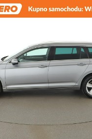 Volkswagen Passat B8 FV23% Elegance automat 190KM 4Motion skóra navi kamera grzane fotele-2