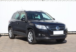 Volkswagen Tiguan , Skóra, Klimatronic, Parktronic, Podgrzewane siedzienia
