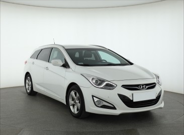 Hyundai i40 , Navi, Klimatronic, Tempomat, Parktronic,ALU