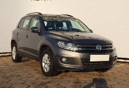 Volkswagen Tiguan , Salon Polska, Serwis ASO, Navi, Klimatronic, Parktronic