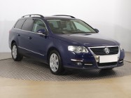 Volkswagen Passat B6 , Xenon, Klima, Tempomat, Parktronic, Podgrzewane siedzienia,