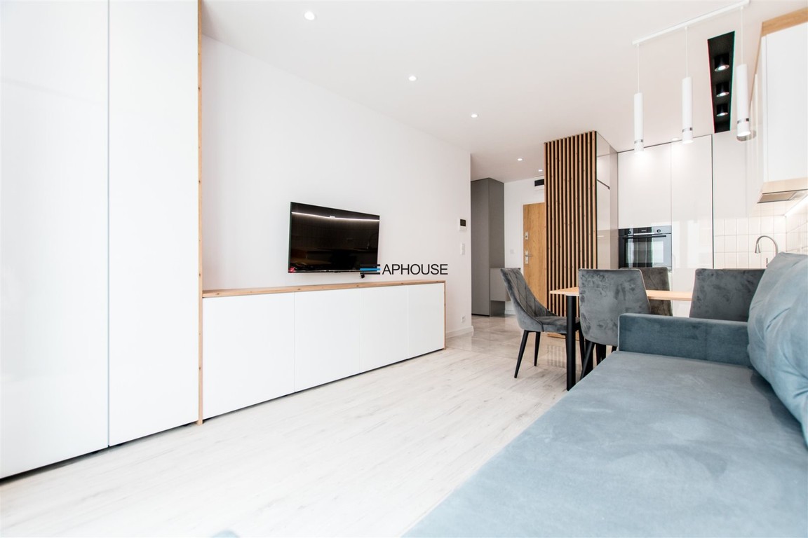 Ostatnie piętro BALKON PARKING przystanek Białucha - Widok 3