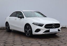 Mercedes-Benz Klasa A W177 , Salon Polska, 1. Właściciel, Serwis ASO, Automat, VAT 23%,