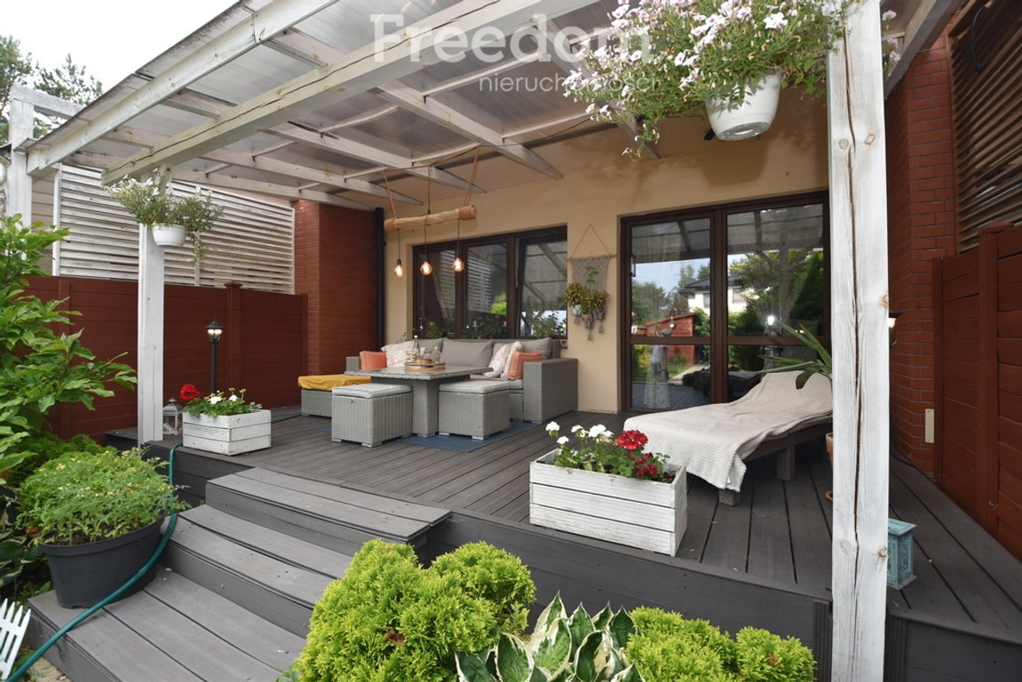 Dom z ogrodem na zamkniętym osiedlu | 125 m² – pohled 2