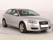 Audi A3 II (8P) , GAZ, Klimatronic, Podgrzewane siedzienia,ALU