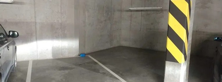 Kłobucka 8B miejsce parkingowe w garażu podziemnym-1