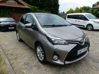 Toyota Yaris III 1,33 VVTi Premium Edition Klima Kamera Cofania Alu 7 x Airbag-1