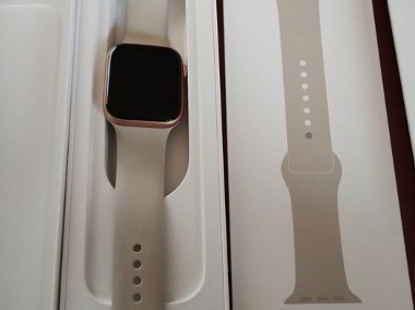Zegarek Apple Watch SE 44mm Gold Alu-2