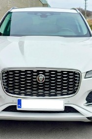 Jaguar F-Pace-2