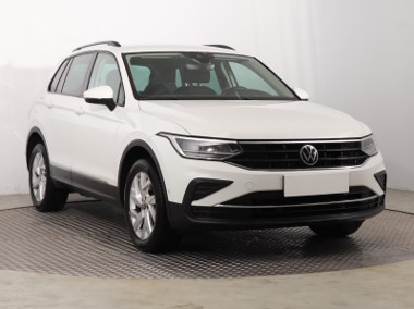 Volkswagen Tiguan , Salon Polska, 1. Właściciel, DSG, VAT 23%, Navi,-1