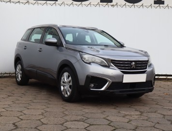 Peugeot 5008 , 7 miejsc, Navi, Klimatronic, Tempomat, Parktronic,