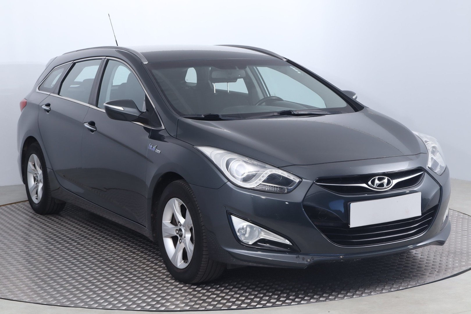 Hyundai i40 , Navi, Klimatronic, Tempomat, Podgrzewane siedzienia