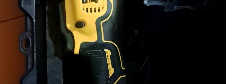 Dewalt narzedzie wielofunkcyjne -1