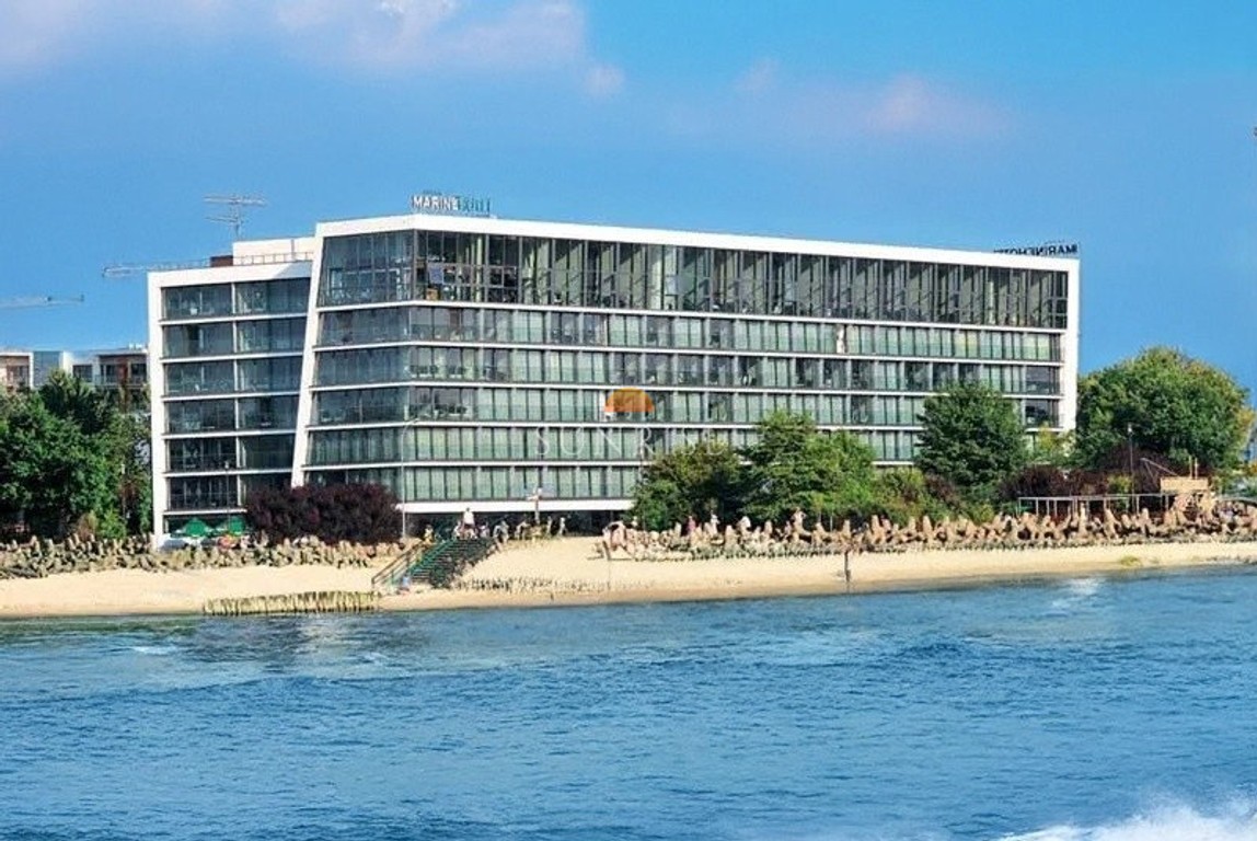 Apartament w Marine Hotel z widokiem na morze