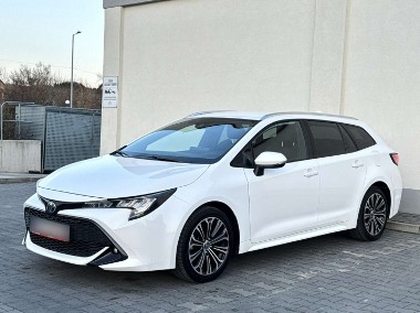 Toyota Corolla XII-1