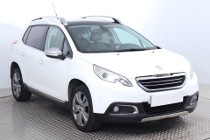 Peugeot 2008 , Skóra, Navi, Klimatronic, Tempomat, Parktronic,