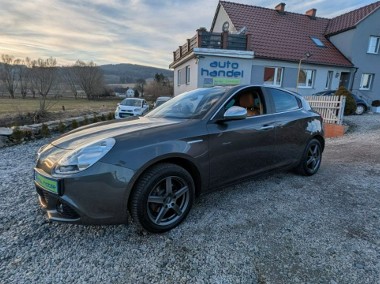 Alfa Romeo Giulietta Nouva 1,4 benzyna, skóry, Navi-1