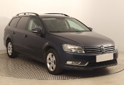 Volkswagen Passat B7 , Navi, Klimatronic, Tempomat, Parktronic,