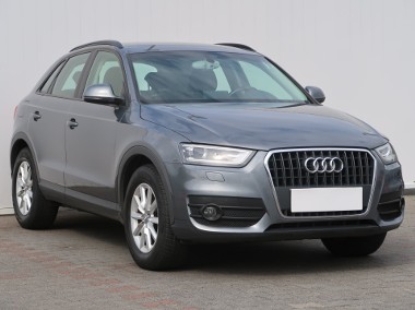 Audi Q3 I (8U) , Navi, Xenon, Bi-Xenon, Klimatronic, Parktronic,-1