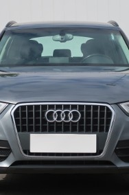 Audi Q3 I (8U) , Navi, Xenon, Bi-Xenon, Klimatronic, Parktronic,-2