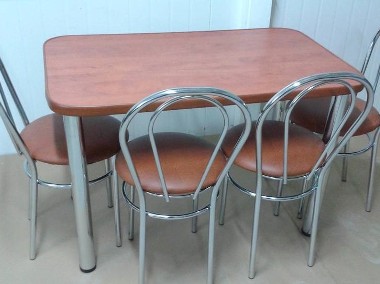 Zestaw stół owalny plus 4 krzesla TULPAN. Wybor kolorow i wymiarow.-1