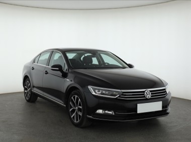 Volkswagen Passat B8 , Salon Polska, 190 KM, Automat, Skóra, Navi, Klimatronic,-1