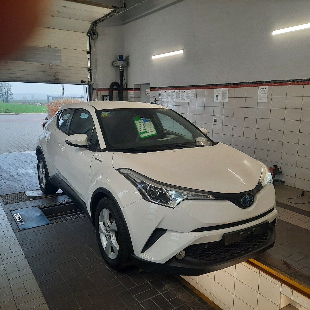 Toyota C-HR Bezwypadkowy super stan 1,8 hybryda