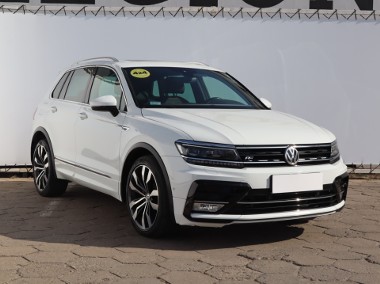 Volkswagen Tiguan , Salon Polska, Serwis ASO, DSG, Skóra, Navi, Klimatronic,-1