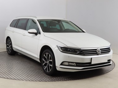 Volkswagen Passat B8 , Salon Polska, Automat, Skóra, Navi, Klimatronic, Tempomat,-1
